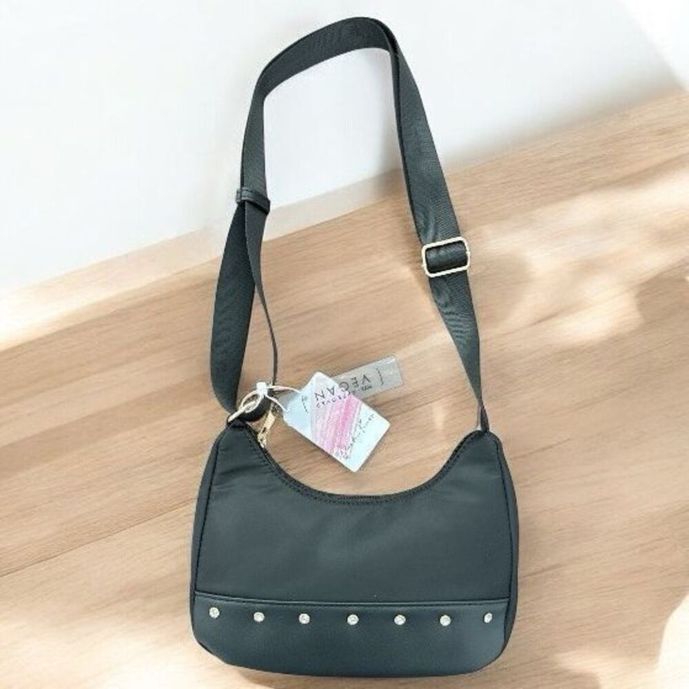 Blush Kiss Small Black‎ Shoulder Bag Purse